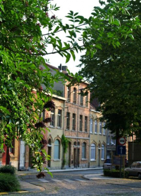 Гостиница De Buur Van Beer  Ипр